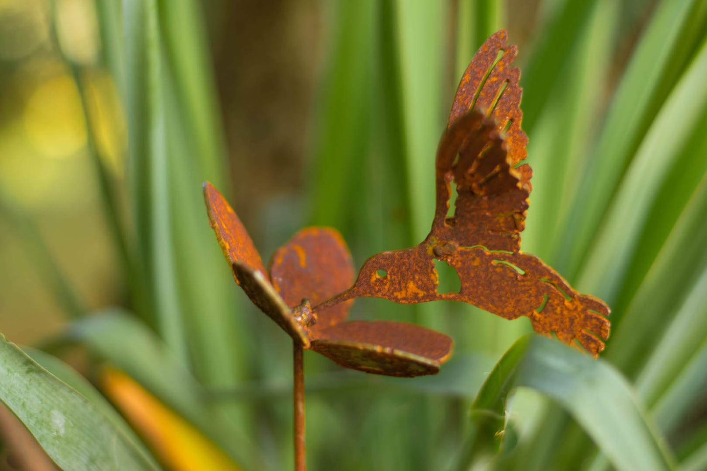 Hummingbird and Flower Garden Stake | Steel Construction with Real Rust Finish | Made in USA
