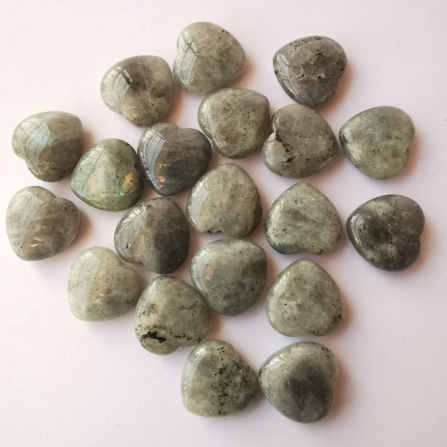 Loveliome 4 Pcs Natural Labradorite Love Heart Palm Stone Reiki Balancing Worry Stone(1 Inch)