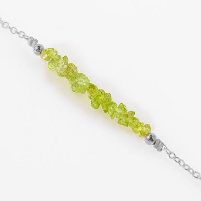 Gemimpression Handmade Peridot Chips Bar Bracelet – Natural Energy Healing Crystals – Silver Plated Adjustable 8 Inch Chain – Christmas Gift