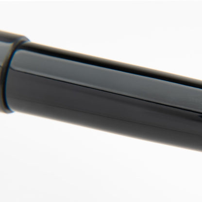 Conklin All American Fountain Pen in Black – Medium Nib, Timeless Design & Premium Craftsmanship – Ideal Gift for Professionals & Collectors