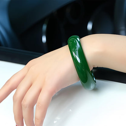 sunglnl Jade Bracelet For Women, Green Stone Bangle Natural Gradient Chinese Style Bracelets With Box Wealth Fortune Healing Protection Good Luck Jewelry Gift (Emerald Green, 64mm/2.51in)