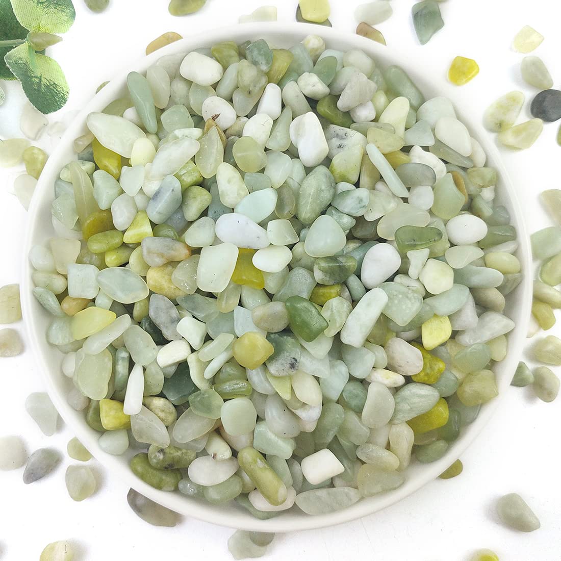YISZM 5LB Succulent and Cactus Jade Pebbles, 3/8 Inch Natural Decorative Polished Stones, River Rocks for Indoor Plants, Vases, Planters and Outdoor Gardening