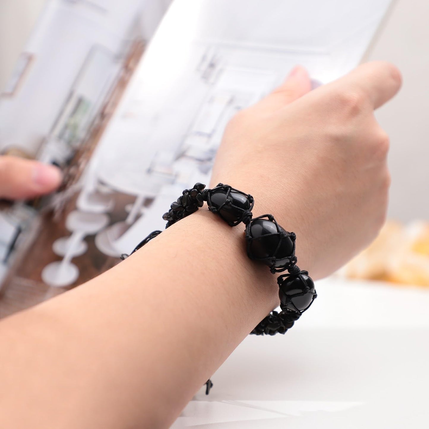 TUMBEELLUWA Boho Handmade Braided Crystal Holder Bracelet Chakra Healing Crystal Chips Bracelet Adjustable Trendy Jewelry Gifts for Women Men, Black Obsidian