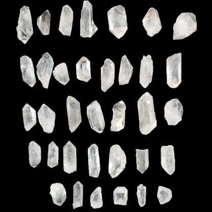 AMOYSTONE 1Lb Bulk Clear Quartz Crystal Points in Box Raw White Quartz Crystals Rough Stones Natural Clear Quartz Cluster for Home Decor