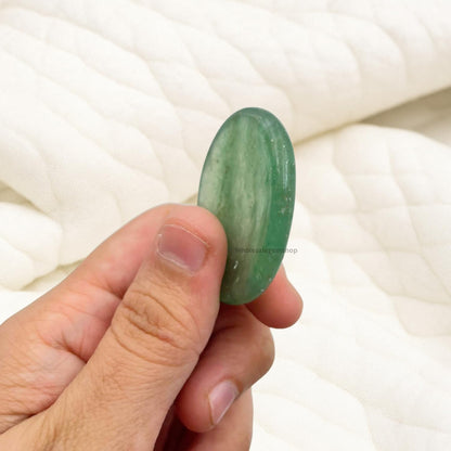GEMSCITE Green Aventurine Thumb Worry Stones Metaphysical Gemstone Crystal Healing Reiki Men Women Gift FENG Shui Positive Energy Love Wellness Palm Stones Wicca Powerful