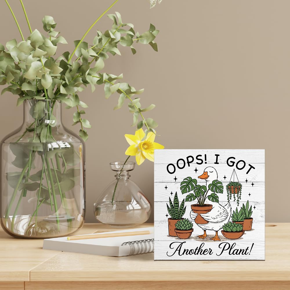 Vgrti Oops I Got Another Plant Wood Box Sign, Funny Silly Goose Gardening Desk Decor for Home Office, Plant Lover Gifts for Women Men Gardeners Gardening Lovers Sisters Coworkers Friends Mom Grandma