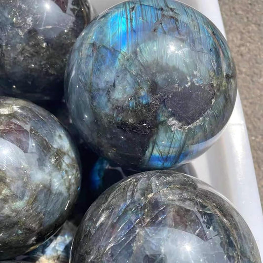 4-5CM/1.58-1.97inch Natural Crystal Ball Labradorite Sphere Moonstone Stone Crafts Polished Decorative Sphere Reiking Healing Crystals Ball Stone Fengshui Home Decoration (40-50mm, Labradorite)