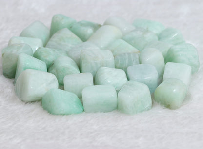 Crocon 1LB Amazonite Tumbled Stones and Crystals bulk 2000+ Carats Natural Crystal Kit for Reiki Healing Crystal Polished, Tumble Stones, Chakra Balancing, Reiki Gift, Home Decor Size : 20-25 mm