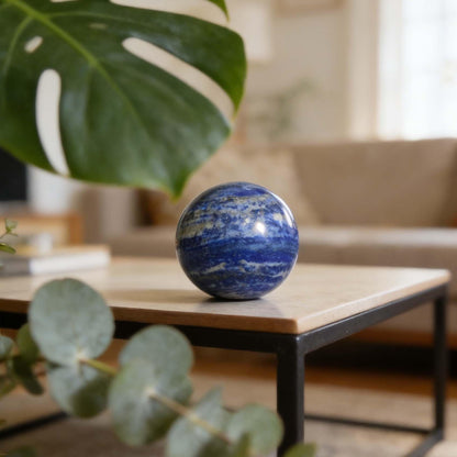 AierCrystal Natural Stone Crystal Sphere Feng Shui Home Decoration Ball Positive Energy Scrying Orb for Meditation Tool for Spiritual Space Purification Globe Diameter 5-6cm Lapis Lazuli Sphere