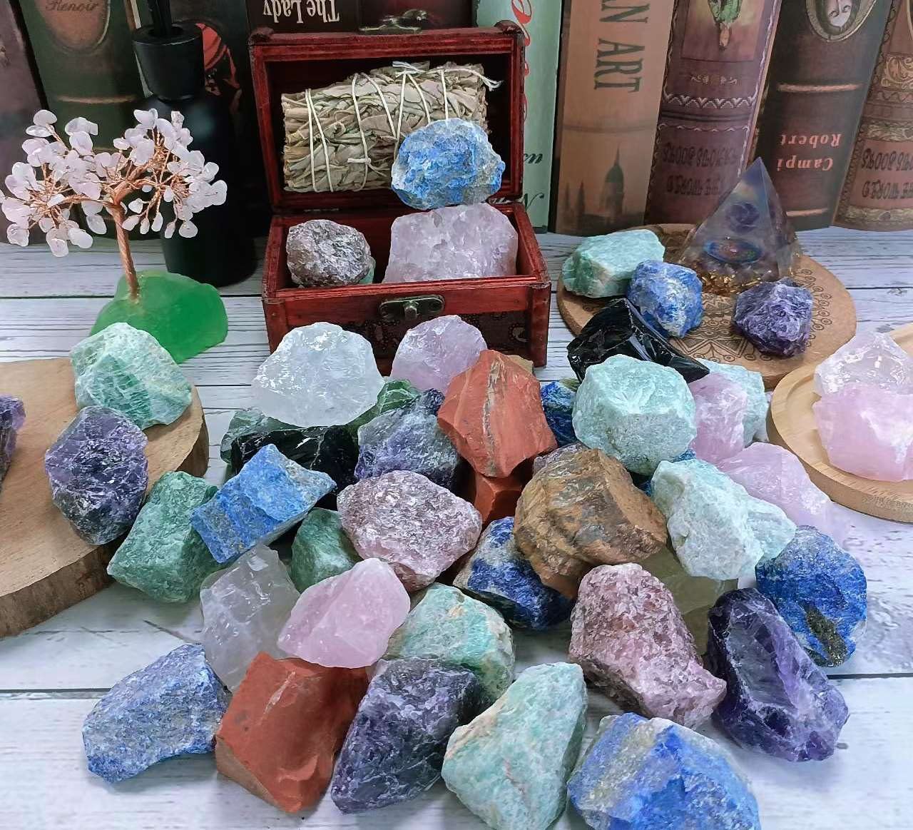 LAIDANLA 1lb 2" Red Jasper Natural Rough Stones Crystal Large Raw Crystals Bulk Healing Gemstones for Reiki Healing Tumbling Fountain Rocks Wire Wrapping Decoration Cabbing Lapidary