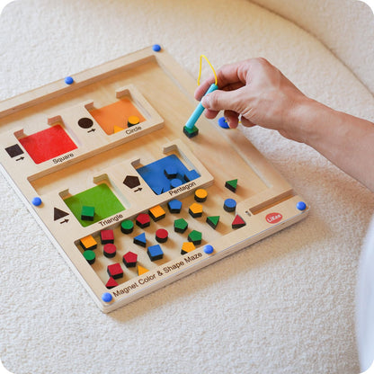 LiKee Strong Magnetic Maze, Montessori Toys for 1 2 3 Years Old Boy Girl, Wodden Puzzle Develop Fine Motor Skills, Kids Travel Airplane Activity, 1-5 Preschool Learning Shape & Color