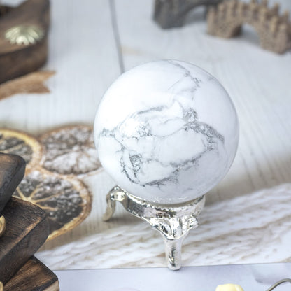 Crocon 45mm Howlite Stone Sphere Ball with Metal Stand 1400+ Carats Gemstone Ball Healing Sphere Sculpture Figurine for Fengshui Divination Home Decoration Photography Crystal Sphere
