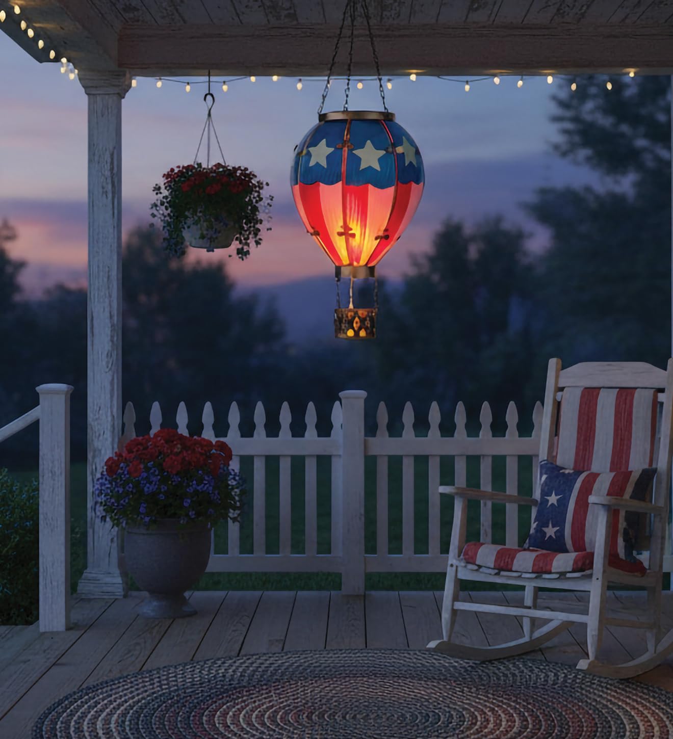 Regal Art & Gift Hot Air Balloon Solar Lantern – Hanging Solar-Powered LED Lights, Waterproof Portable Decorative Outdoor Lamp Made of Metal & Glass for Garden, Patios & Pathway – Americana (Large)