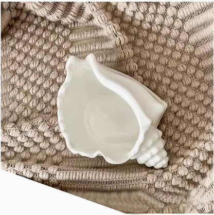 QIAOIDEA Conch Shell Tea Light Candle Holder, Shell Jewelry Dish, Ocean Coastal Beach Themed Ceramic White Sea Shell Jewelry Tray Dish Candy Dish Key Holder for Table Home Party Décor