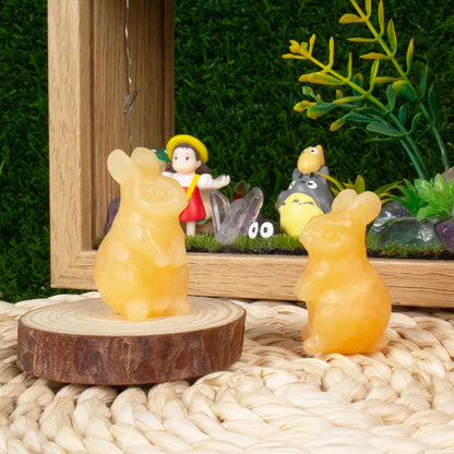QLRSUXN Yellow Calcite Bunny Figurine,Hand-Carved Rabbit Statue for Home Decor,1.6" Healing Crystal Desk Ornament, Easter Gift for Women Men,Lucky Feng Shui Charm for Office,Cute Animal Spirit Totem