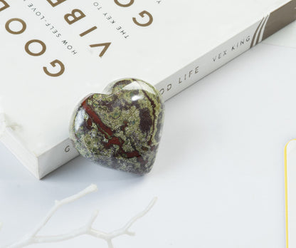Crocon® 50mm Dragon Bloodstone Heart stone Big Heart Shape Puff Stones Set 450+ Carats Pocket Crystal Healing Tumble Collection Palm Worry Stone Good Luck Charm Meditation Gift Craft Home Decor