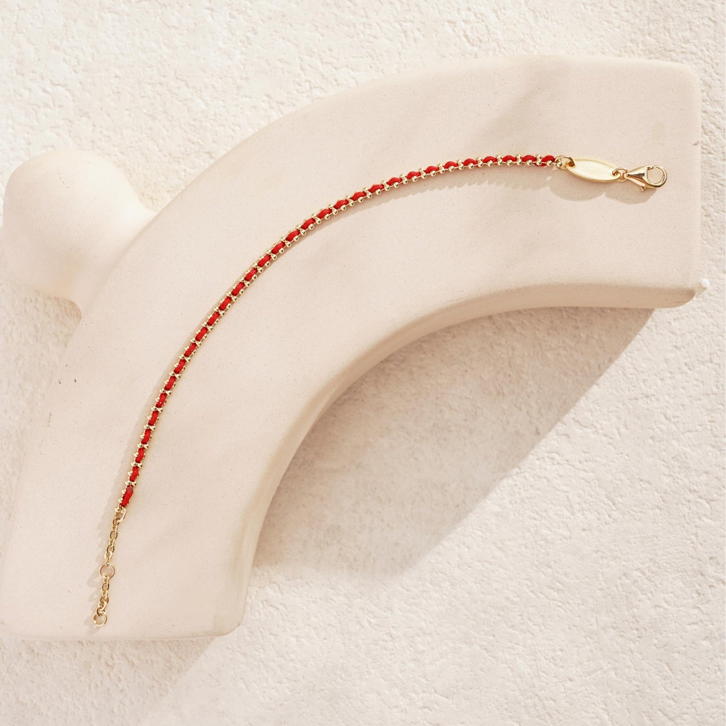 LEGENSTAR Gold Bracelet for Women 18K Gold Dainty Plated Lucky Bracelet for Women Handmade String Interwoven with Gold Chain Adjustable Length Simple Gold Bracelet Fashion Accessory