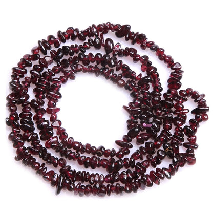Natural Chip Stone Beads 450pcs Garnet Chips 5-8mm Genuine Real Irregular Healing Crystal Rocks Hole Drilled DIY Loose Gemstone Beads for Jewelry Making Bracelet Earrings Necklace Crafting