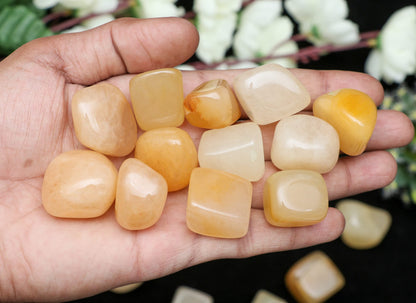 Crocon 1LB Yellow aventruine Tumbled Stones and Crystals Bulk 2000+ Carats Polished Stone Rock Collection Balancing vase Filler tumbles Crystals Healing Reiki Gemstone Gifts Fountain tumbled Size 20mm