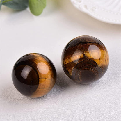 AierCrystal Natural Stone Crystal Sphere Feng Shui Home Decoration Ball Positive Energy Scrying Orb for Meditation Tool for Spiritual Space Purification Globe Diameter 5-6cm Tiger's Eye Sphere