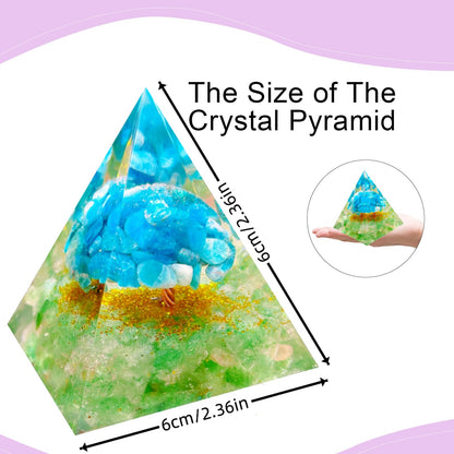 Saefheled Tree of Life Orgone Pyramid,Natural Green Strawberry&Apatite Orgonite Healing Crystals Pyramid,Crystal Stone Positive Reiki Energy Generator Collection Wealth Lucky Meditation Tool(6cm)