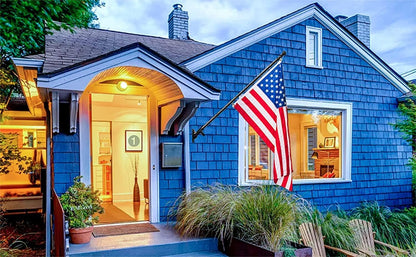 Barcetine Flag Pole Kit with 3x5 US Flag - Includes 5ft Heavy Duty Tangle Free Flagpole,Weather Resistant 3x5 Embroidered American Flag,Aluminum Holder Bracket,for Outside House,Porch,Outdoor