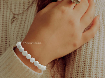 Amazing Gemstone Crystal Bracelet for Women Men's Gifts - Protection Healing Crystal Bracelet - 8mm Gemstone Beaded Stretchable Bracelet Pulseras Para Hombres Mujer Stocking Stuffers Mothers Day Gift (White Moonstone)