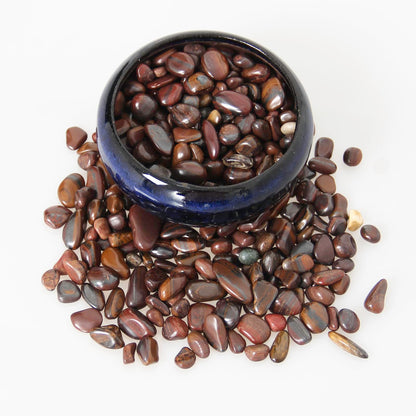1.1lb Natural Crushed Red Tiger's Eye Crystal Tumbled Chips-Healing Crystals Chips Bulk, Crushed Crystal Gemstones for Crafts, Beautiful Package for Gift (Red Tiger's Eye)