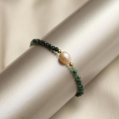 Gempires Emerald Beads with Freshwater Pearl Beaded Bracelet May Birthstone Jewelry Hypoallergenic Gold Plated 7.5 Inch Adjustable Chain Unique Everyday Wear Jewelry