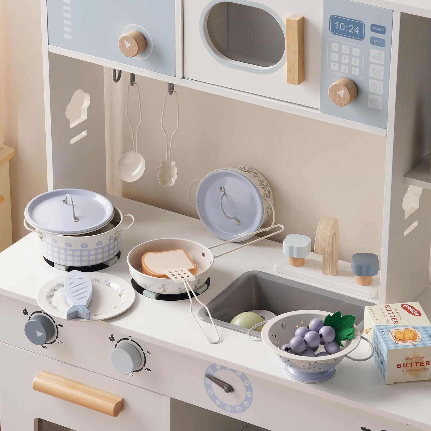 ROBUD Kids Pots and Pans Playset,Kids Kitchen Accessories Pretend Cooking,Cream Blue Pots and Pans Metal, Toddler Kitchen Playset for Boys Girls, Mini Toy Kitchen Accessories(9 Pieces)