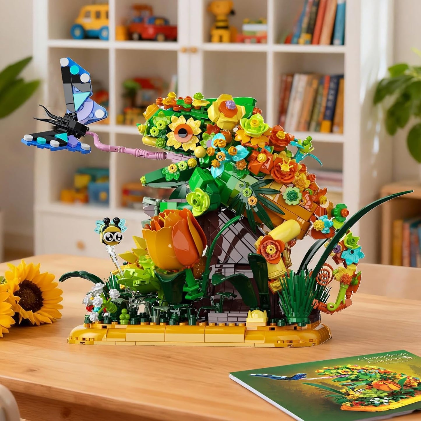 Chameleon Garden Bonsai Building Set, 1092PCS Nature Inspired MOC Flowers & Insects STEM Kit Compatible with Lego Animal, Stunning Desk Decor for Home/Office, Building Blocks for Kids Adults Aged 12+