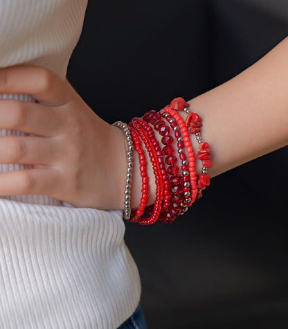 Noessla Boho Beaded Bracelets for Women Stackable Irregular Natural Stone Bead Stretch Bracelet Set 8PCS Costume Jewelry Gifts for Her(Red)
