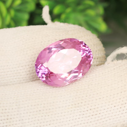 REAL-GEMS Natural Brazilian Pink Kunzite 11.75 Carat Oval Shape Loose Gemstone for Jewelry Making