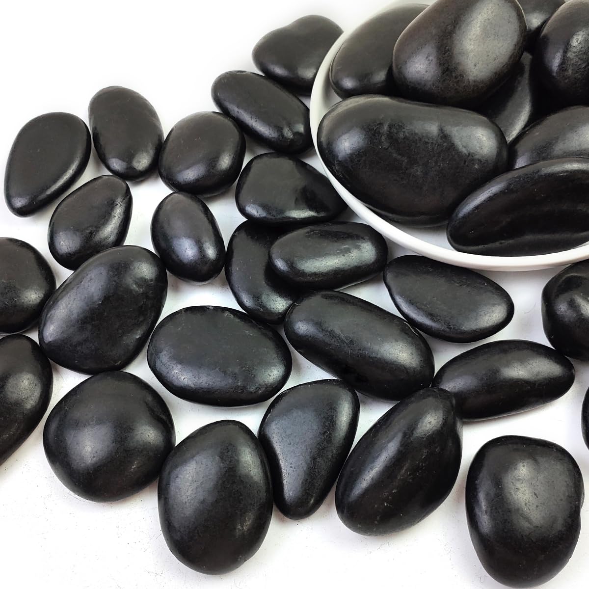 SHIZWU Natural Black River Rocks - 2-3 inch 5LB High Polished Decorative Pebbles, Black Stones for Landscaping, Natural River Rocks for Outdoor Décor, Polished Pebbles for Plants.