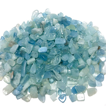 IMALY Aquamarine Tumbled Chips Stone Polished Crushed Healing Crystal Quartz Pieces Irregular Shaped Stones for Home Decorative Stones Vases Plants Succulents 0.5lb