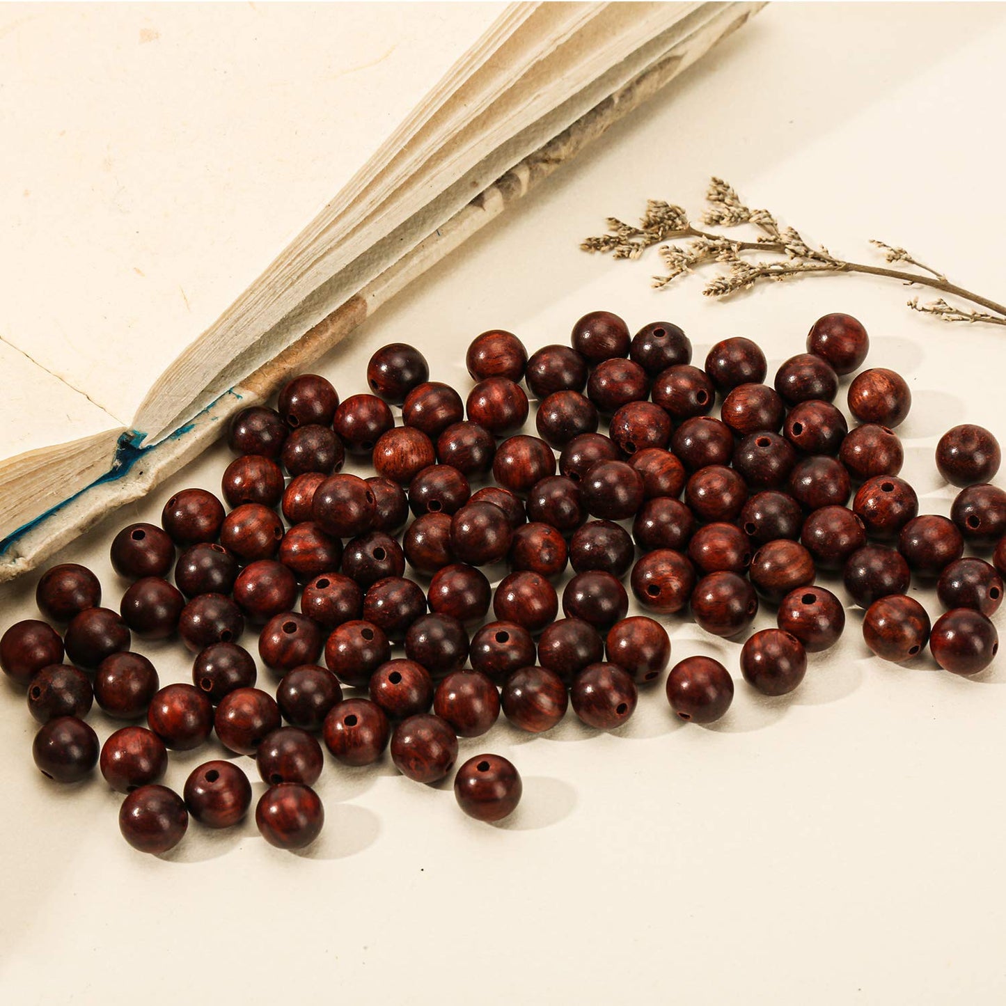 Prometis 200pcs 8mm Natural Sandalwood Round Beads Gorgeous Craft Handmade Polished Spacer Mala Pray Beads with Elastic Cord for Bracelets DIY Rosary Tasbih Jewelry Making