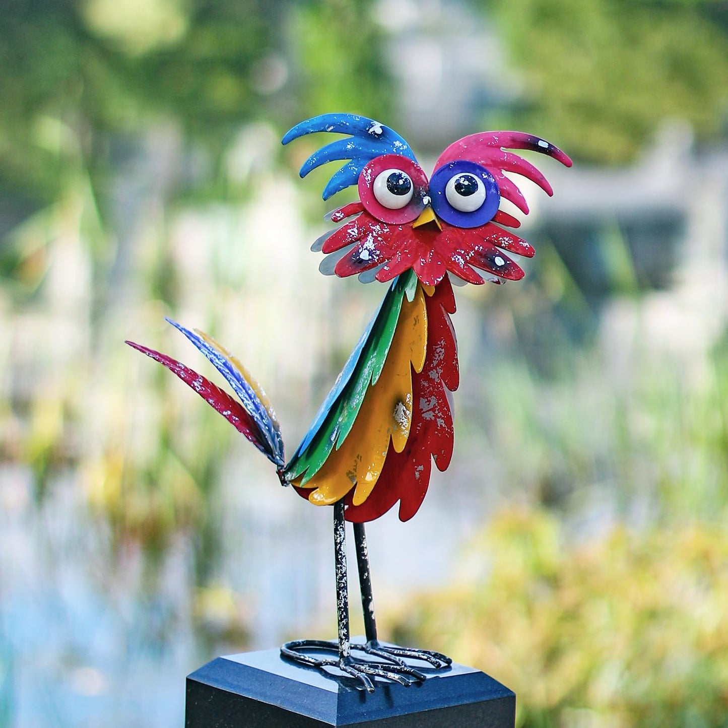 Natelf Outdoor Wacky Metal Owl Yard Statue Decoration Owl Decor Garden Statue Bird Figurine Outdoor Decorations for Yard