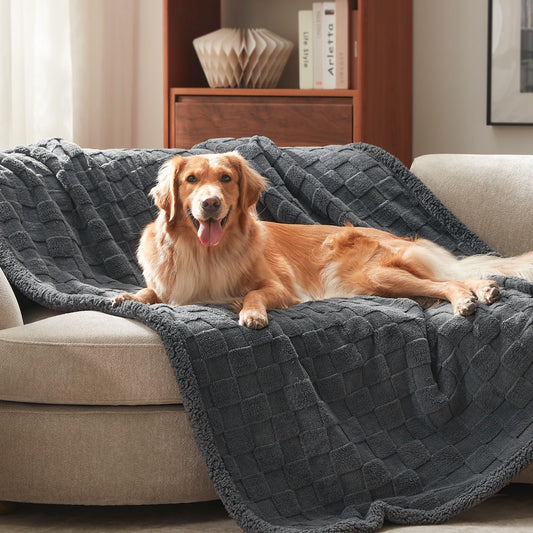 GASUR Waterproof Dog Blankets for Large Dogs, Dog Blanket for Couch Bed, Fleece Pet Blanket for Furniture Sofa Protector, Soft Pet Throw Blankets for Crate Car Outdoor, Washable, 50"x60",Grey