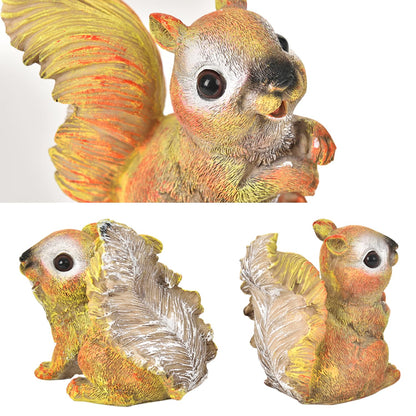 Sungmor Set of 2 Squirrel Outdoor Garden Statues, Resin Animal Sculptures Cute Squirrel Statue, Squirrel Figurines for Outdoor Lawn Yard Decor, Home Garden Ornament Housewarming Gift