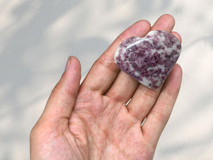 Lepidolite Crystal Heart Palm Stone - Pocket Massage Worry Stone for Natural Body Chakra Balancing, Reiki Healing and Crystal Grid