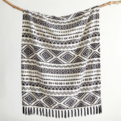 CASAAGUSTO Boho Throw Blanket for Couch - Farmhouse Throw Blanket with Tassel, Western Aztec Blanket, Printed Flannel Bohemian Blanket,Gifts for Women(50x60 Inches, Black and White)