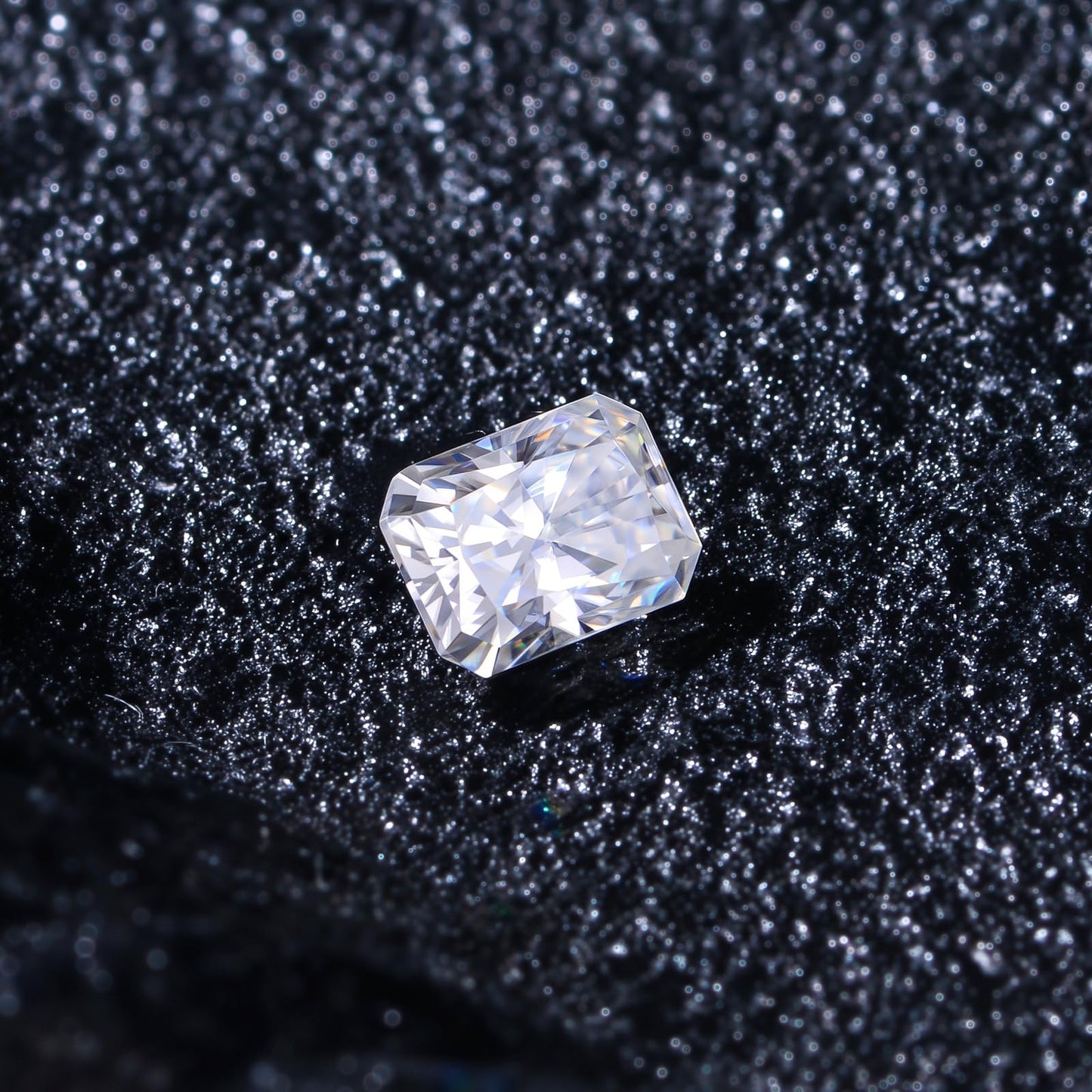 1-5 Carats Moissanite Loose Stone Lab Grown Synthetic Diamond Loose D Color Round/Oval/Heart/Princess/Cushion/Asscher/Pear/Marquise/Radiant/Emerald Cut Moissanite Loose Gem Stones for Ring Pendant Jewelry Making Gift (Radiant Cut, 1 Carats)