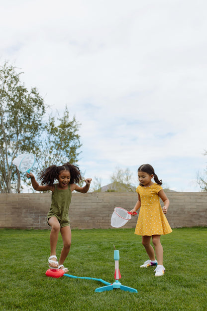 Chuckle & Roar - Sky-High Flutterflies - Outdoor - Competitive Launcher Butterfly Catching Game - Nets Included - Great for Active Kids - Ages 4 and Up