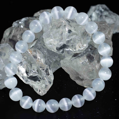 DAZCOLO 8mm Natural Gemstone Stretch Bracelet, Handmade Unisex Crystal Bracelets for Meditation, Yoga, Spiritual Healing & Positive Energy (Selenite)