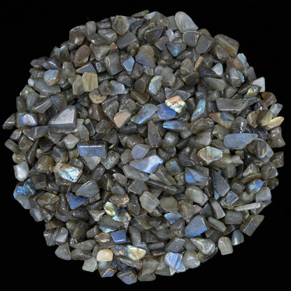 Crocon 1/2 LB Crushed Labradorite Chips Bulk Stones 1100+ Carats Natural Quartz Pieces Irregular Shape Gemstones for House Warming Gifts New Home & Chakra Healing Crystals Home Décor Gifts for Women