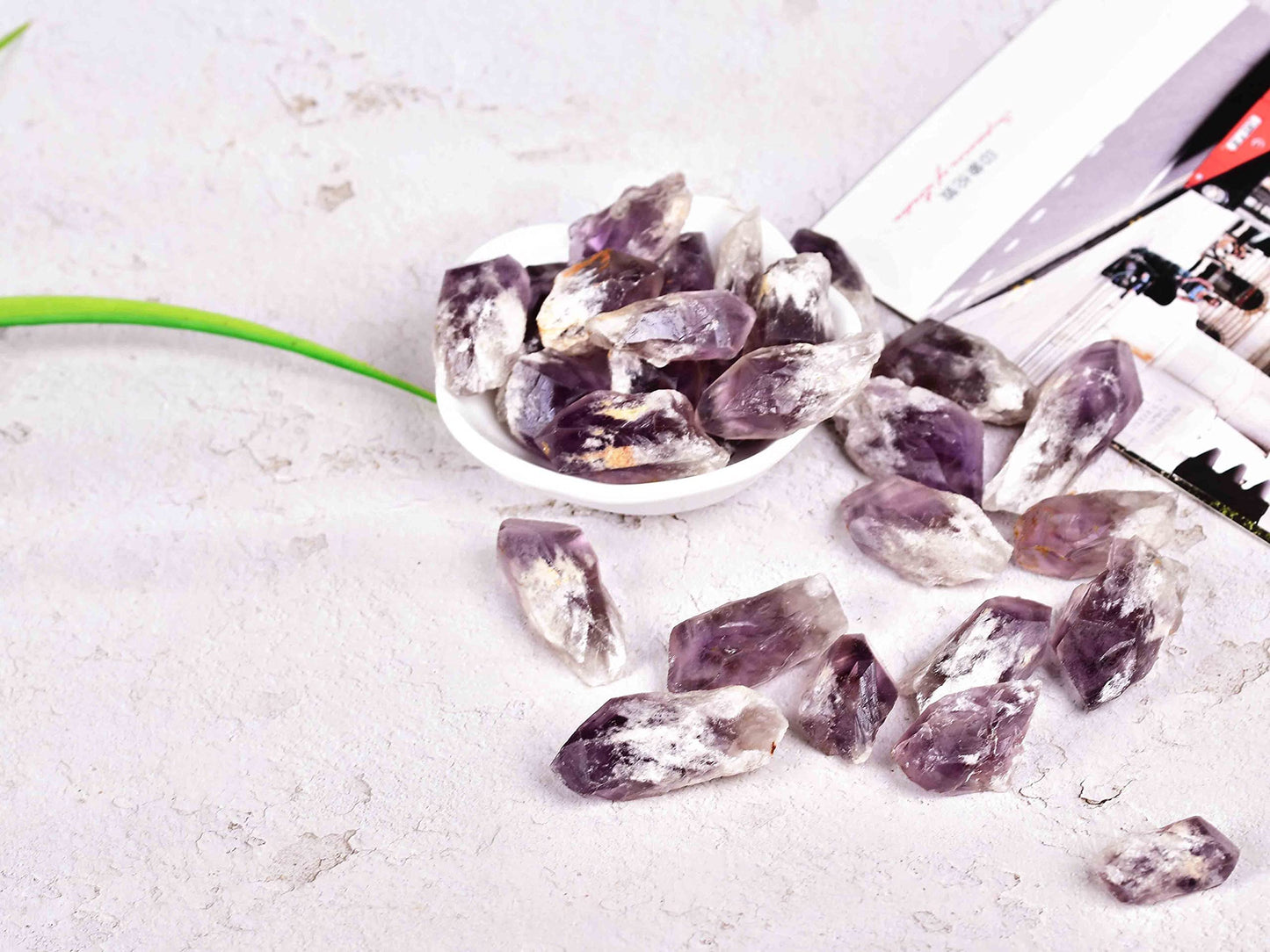JIC Gem 24-30Pcs 0.4-0.5 Lbs Bulk Amethyst Healing Crystals Rough Stones,raw Amethyst Point Bulk,Amethyst Chips Bulk,for Reiki Healing,DIY Jewelry Making, Witchcraft, Tumbling, Fountain Rocks
