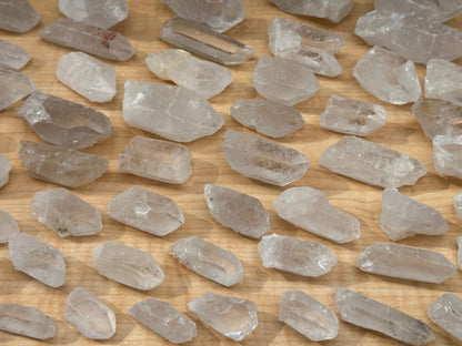 GAF TREASURES Wholesale Raw Clear Quartz Points, Natural Clear Quartz Points, Clear Quartz Points Healing Crystals (1 Pound)