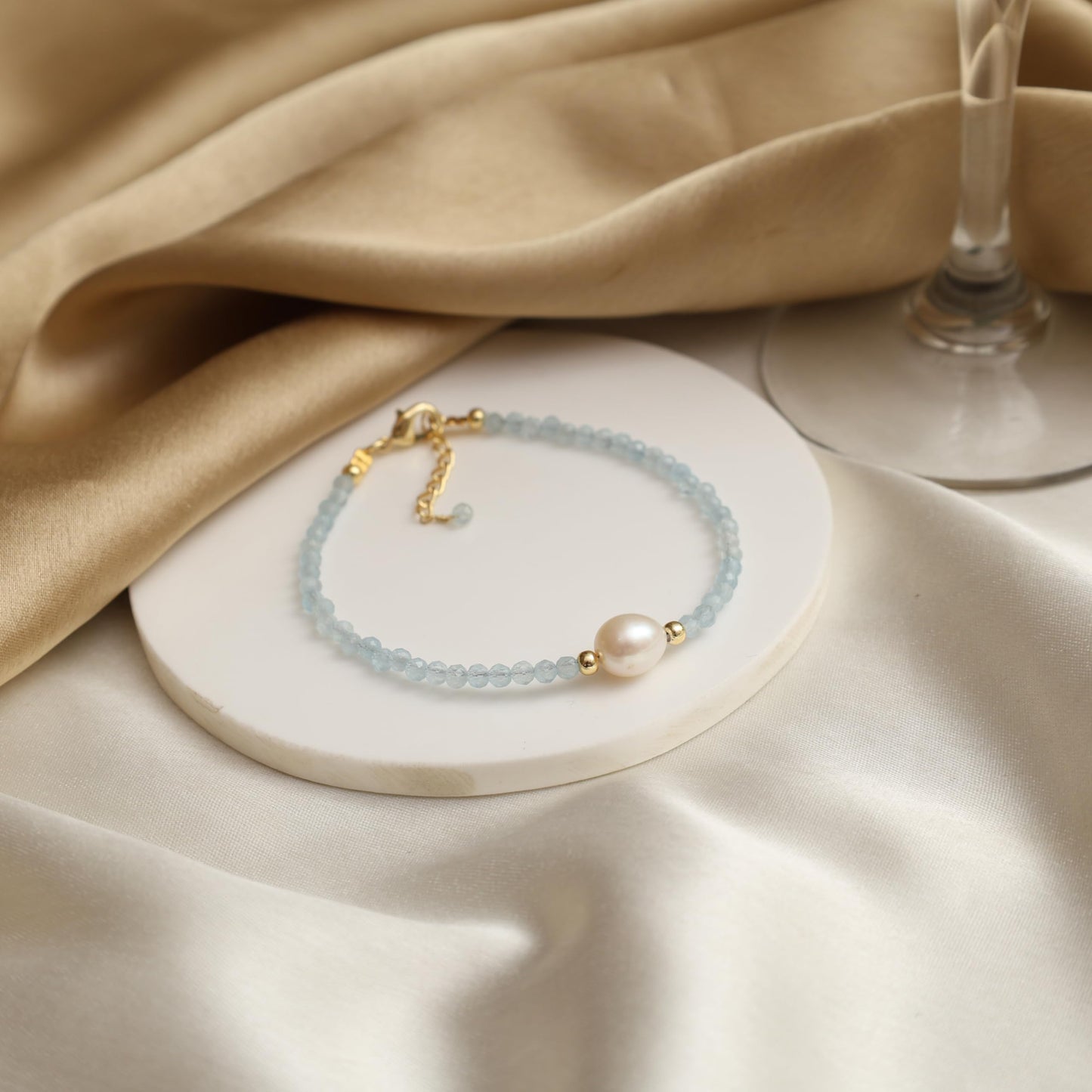 Gempires Aquamarine Gemstone Beaded Bracelet with Pearl Choker Crystal Jewelry March Birthstone Gifts Hypoallergenic Gold Plated Dainty Gifts for Women