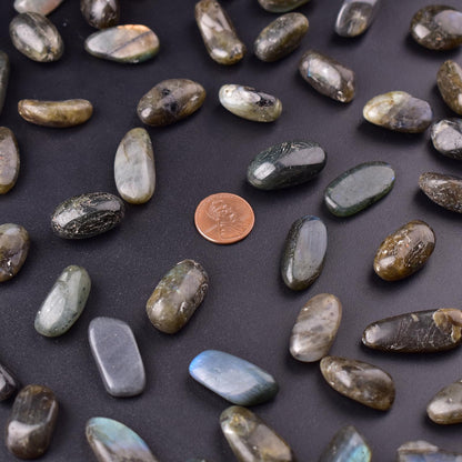 SigMntun Polished Stone Set Labradorite Crystals, Handpicked Tumbled Gemstones Rocks, Pebbles for Reiki, Chakra, Healing, Home Decor 0.6" Inches 7 Ounces