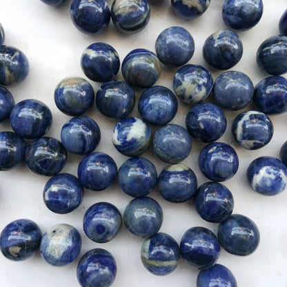 Sunshcat Natural Sodalite 0.78 Inchs Crystals and Healing Stone Ball Set,Home Desktop Feng Shui Array Decoration(7 Pieces) ﻿